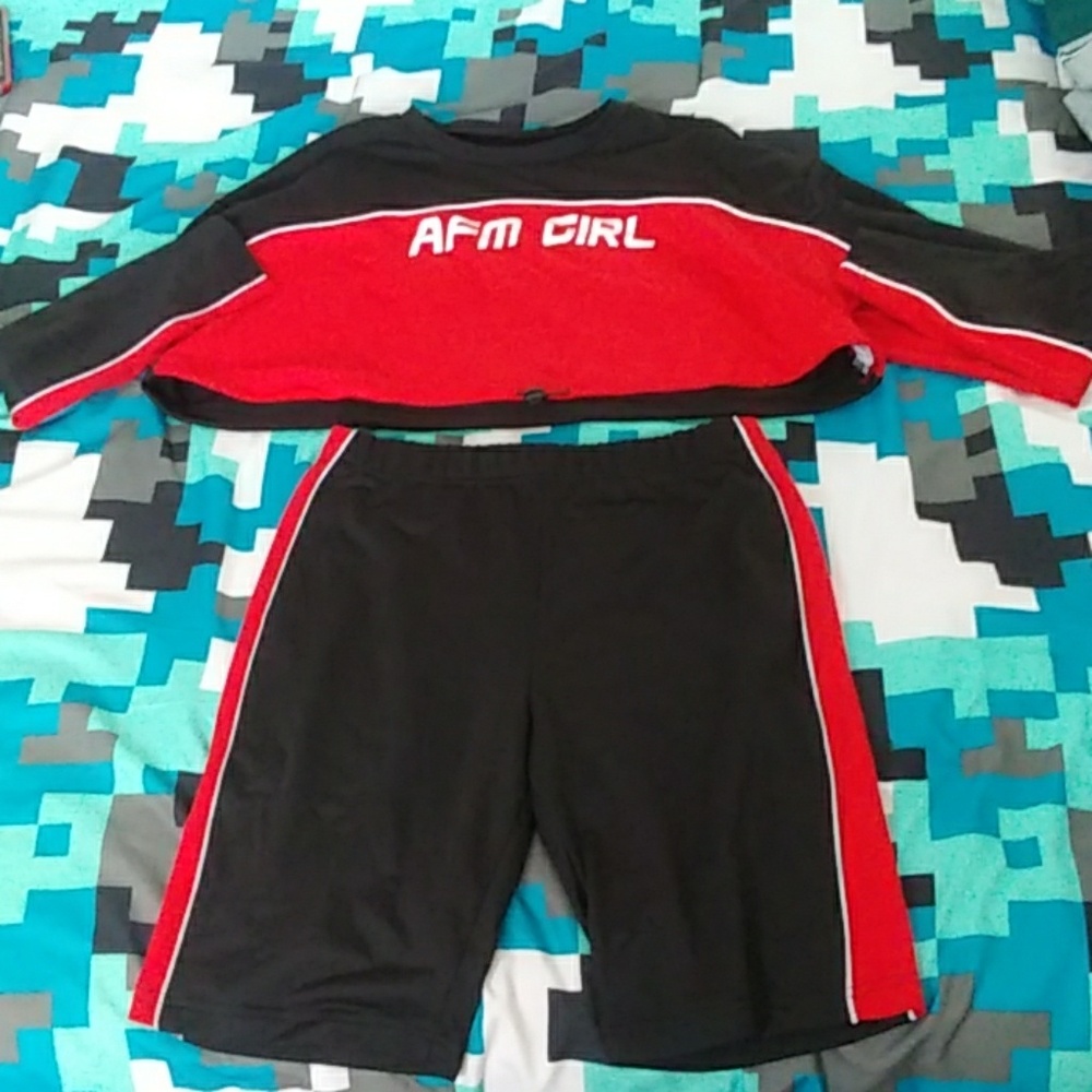 Pullover Long Sleeve AFM Girl JurllyShe Short Set